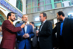 بازدید لاریجانی از حوزه انتخابی درمسجد رسول نازي‌آباد